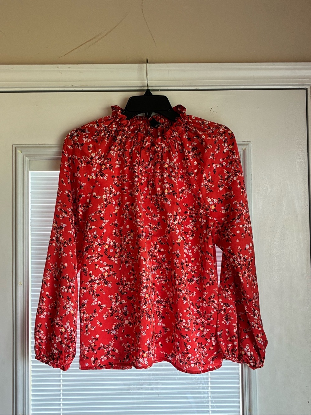 Women’s ANN TAYLOR Blouse Small